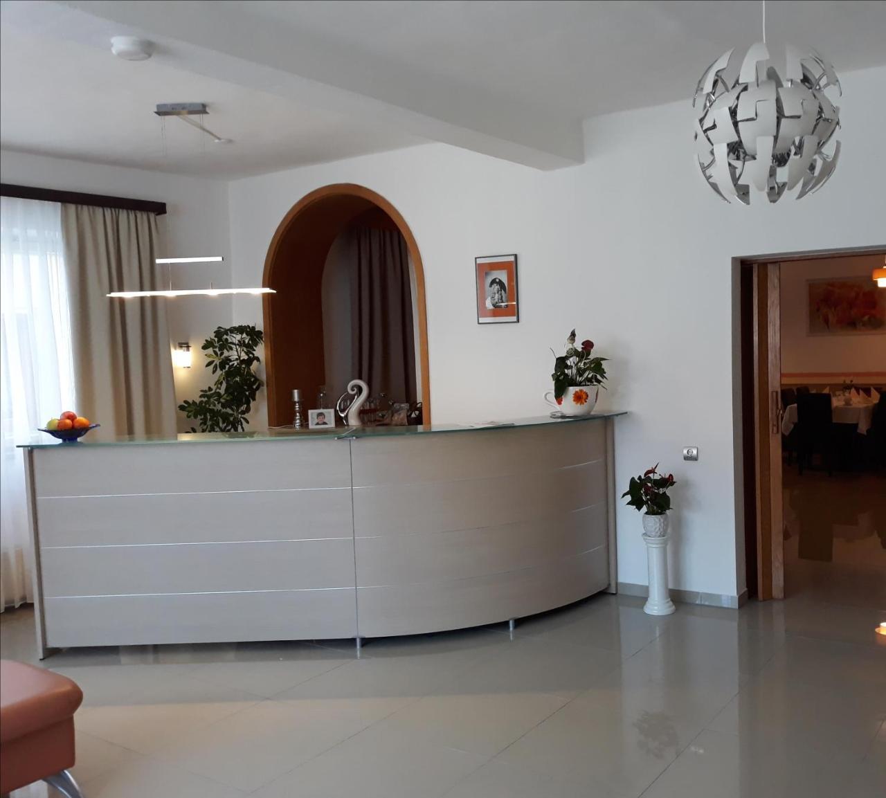 Hotel Luca Betzenstein Buitenkant foto